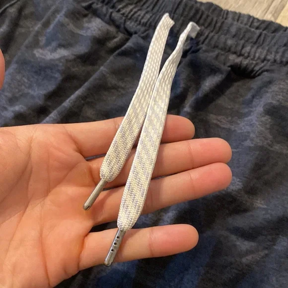 Vuori Performance Jogger Women's DreamKnit Black Camo Size Small - Picture 8 of 13